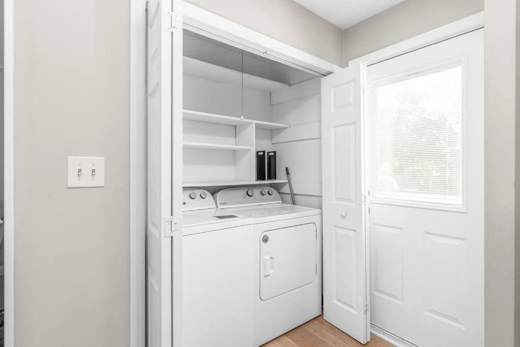 Appartement Spotless 4Br Near Clt Uptown, Fast Wi-Fi à Charlotte Extérieur photo