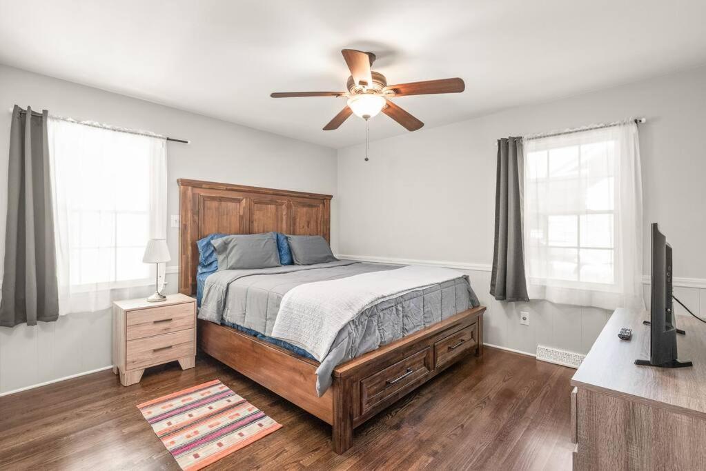 Appartement Spotless 4Br Near Clt Uptown, Fast Wi-Fi à Charlotte Extérieur photo