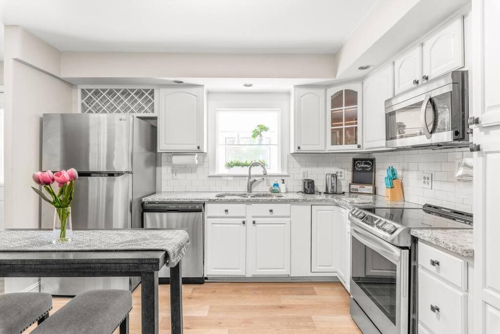 Appartement Spotless 4Br Near Clt Uptown, Fast Wi-Fi à Charlotte Extérieur photo